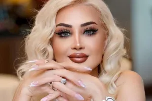 Səhnənin Məleykəsi 56 yaşında!