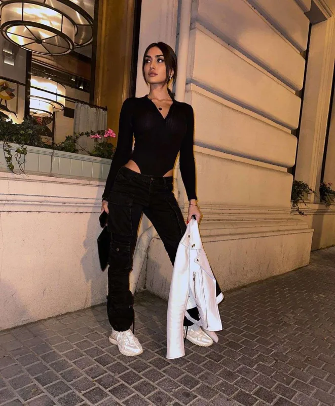 “TikTok-da jeton qazanmaq asan deyil”