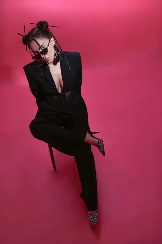 Həm 30 yaş, həm yeni klip!