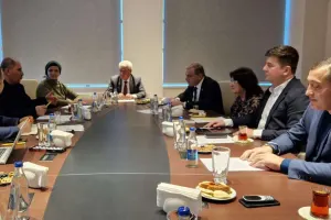 “İctimai”də növbəti iclas!