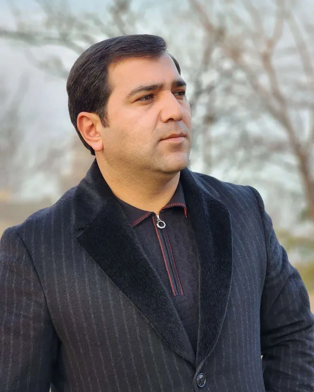 Əməkdar artistin “Range Rover”indən oğurluq edildi