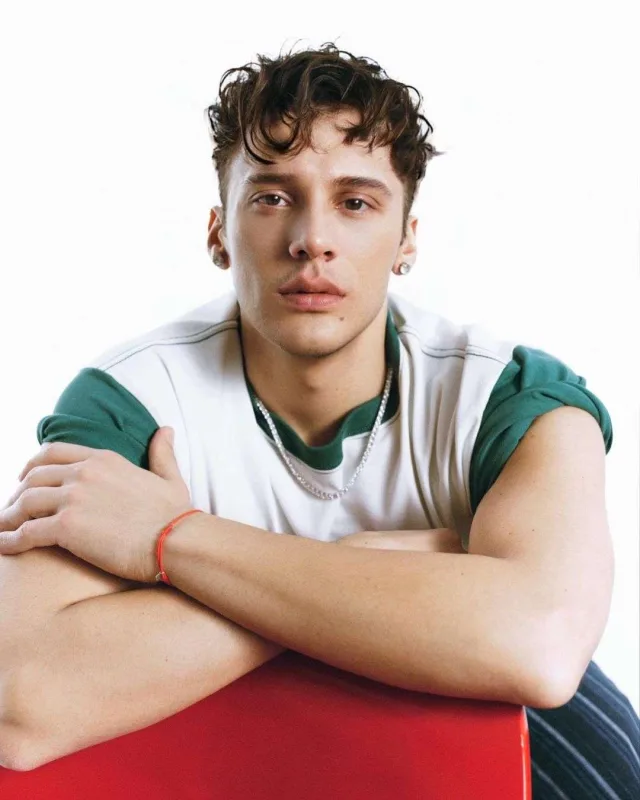 Edis azərbaycanlı rəqqasları seçdi