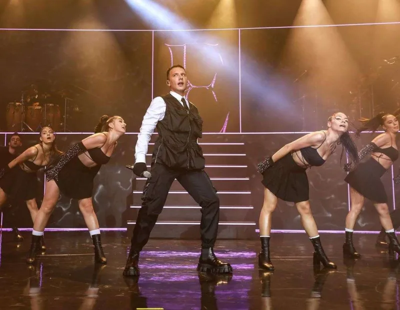 Edis azərbaycanlı rəqqasları seçdi