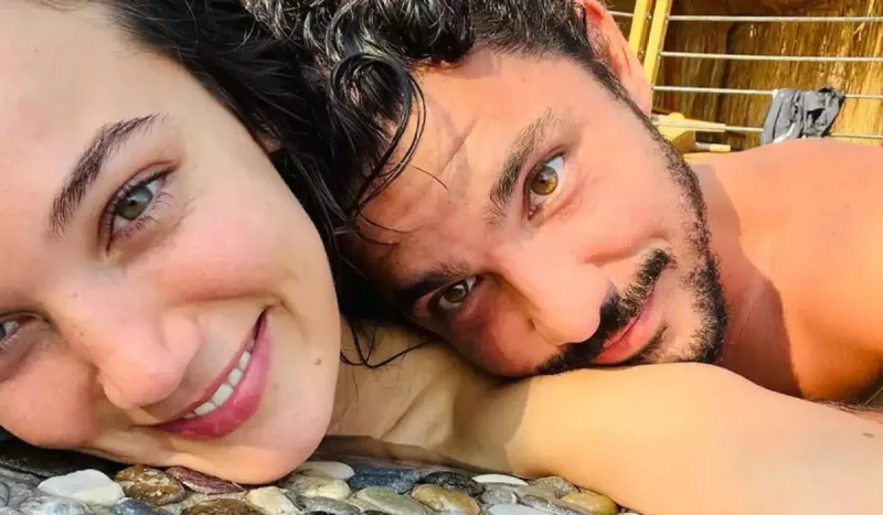 “Bir-birimizi bəsləyirik”