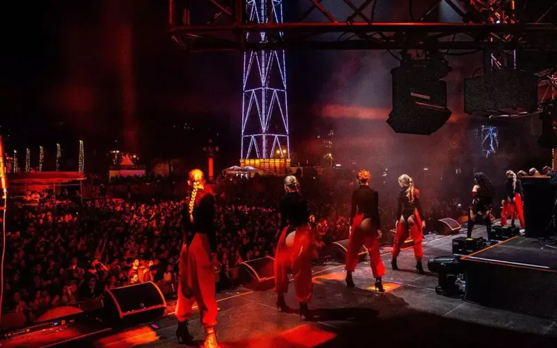 “Bakıya gələn dünya ulduzlarından geri qalmadım”