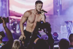 Onu yaxından görmək üçün 1100 AZN verməlisiniz