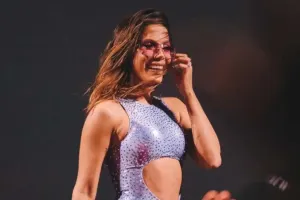 11 il sonra “Warner Music”lə ayrıldı