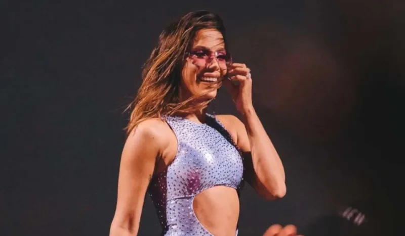 11 il sonra “Warner Music”lə ayrıldı