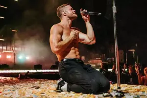 Xidmət haqqı ilə bağlı hücumlara cavab