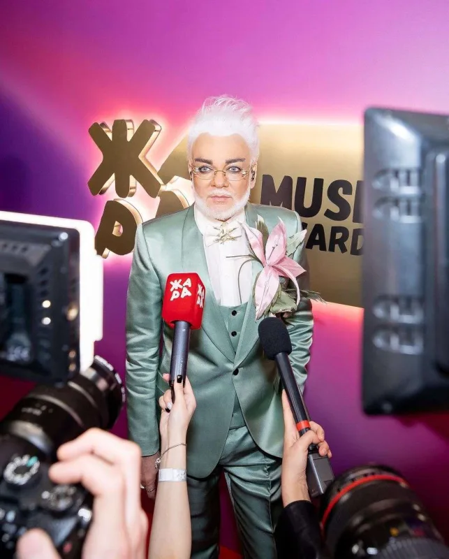 Kirkorov əməliyyatlardan sonra tanınmaz halda