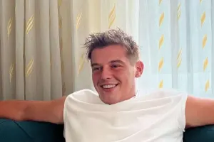 Arda tanınmaz hala düşdü