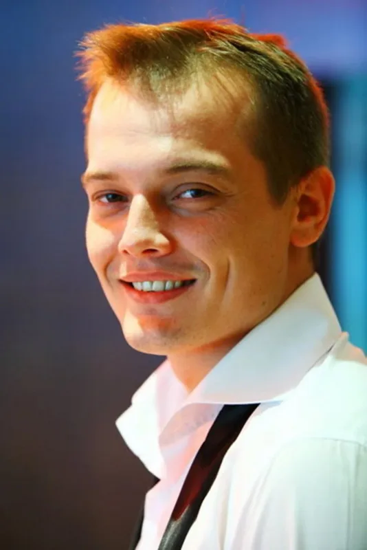 Arda tanınmaz hala düşdü