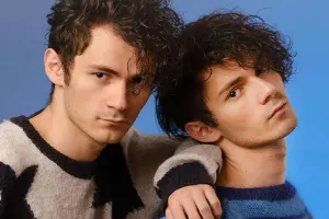 Bukmeykerlər əkizləri finalda görmür