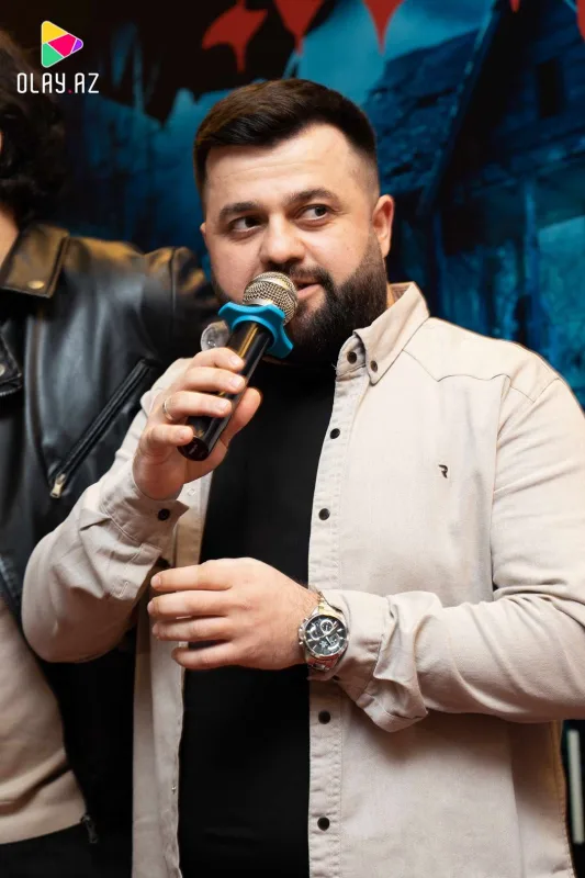 6 il sonra bir araya gəldilər!