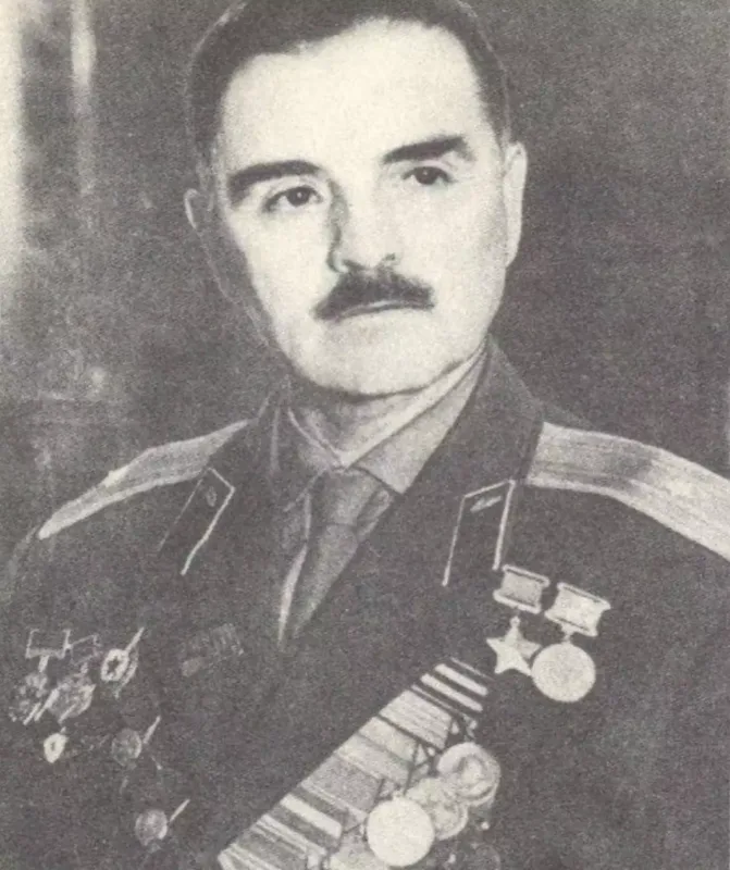 Qələbə Günündə qohumlarını andılar