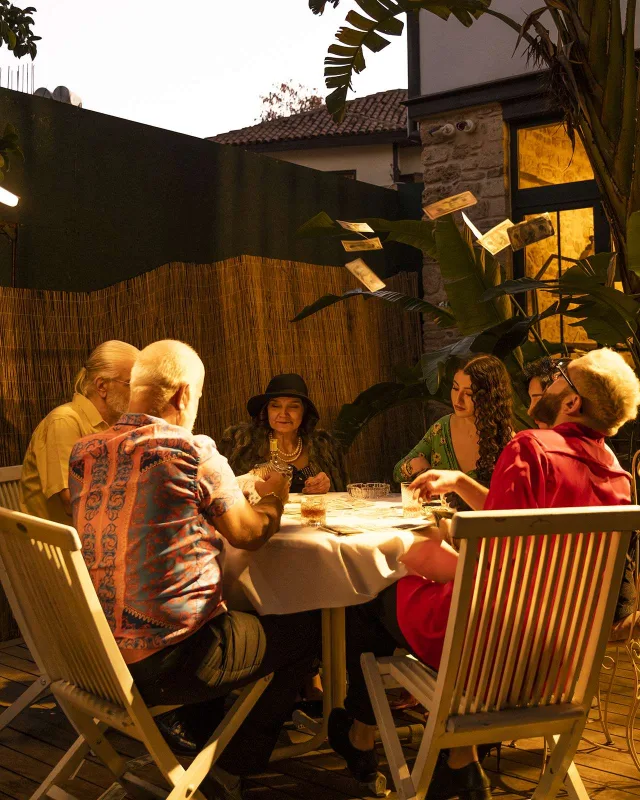 Nuran şou-biznesə bu kliplə girdi