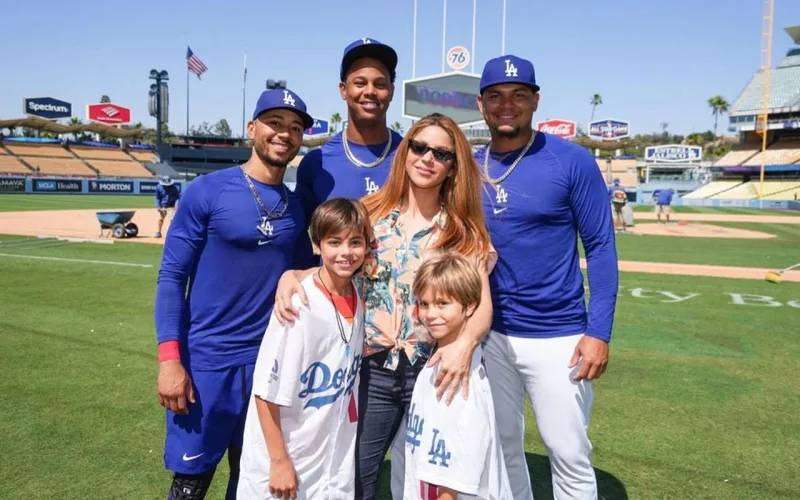 Şakira köçmə səbəbini açıqladı