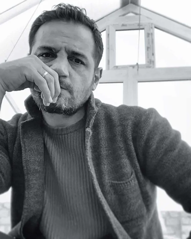 Hikmətlə Səmimi nəyi bölə bilmir?