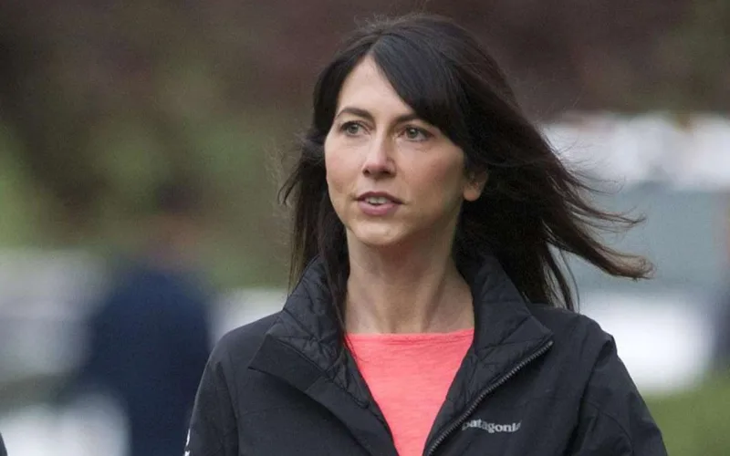 Dünyanın 10 milyarder qadını!