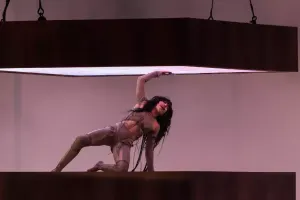 Yerlər dəyişdi - Birinci kim olacaq?