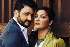 Yusif Eyvazovla çəkdirdiyi fotoya görə işdən qovuldu