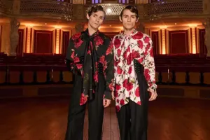 “Normal geyimdə getsəydik, effekt verməyəcəkdi”