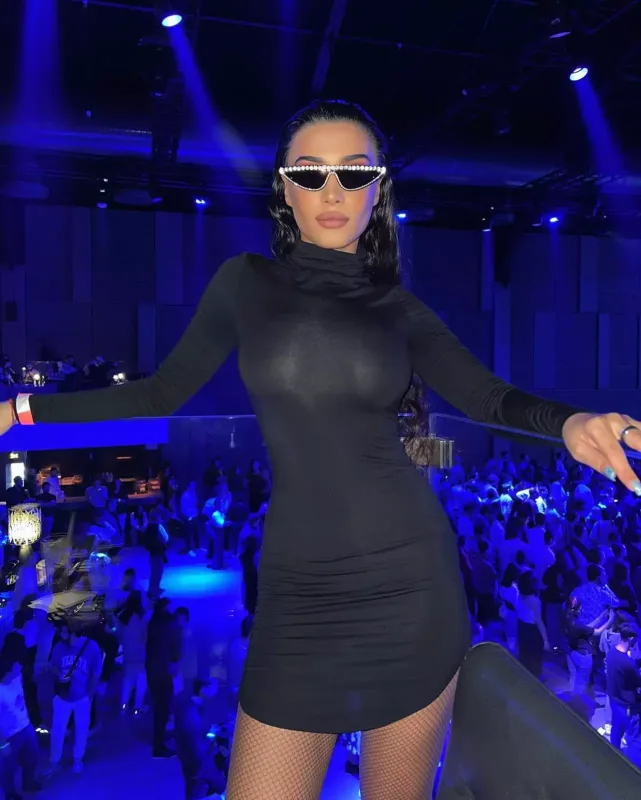 Səmradan rus repçiyə sərt tənqid