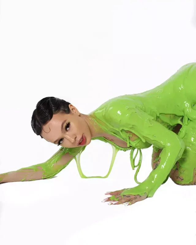 Səmradan rus repçiyə sərt tənqid