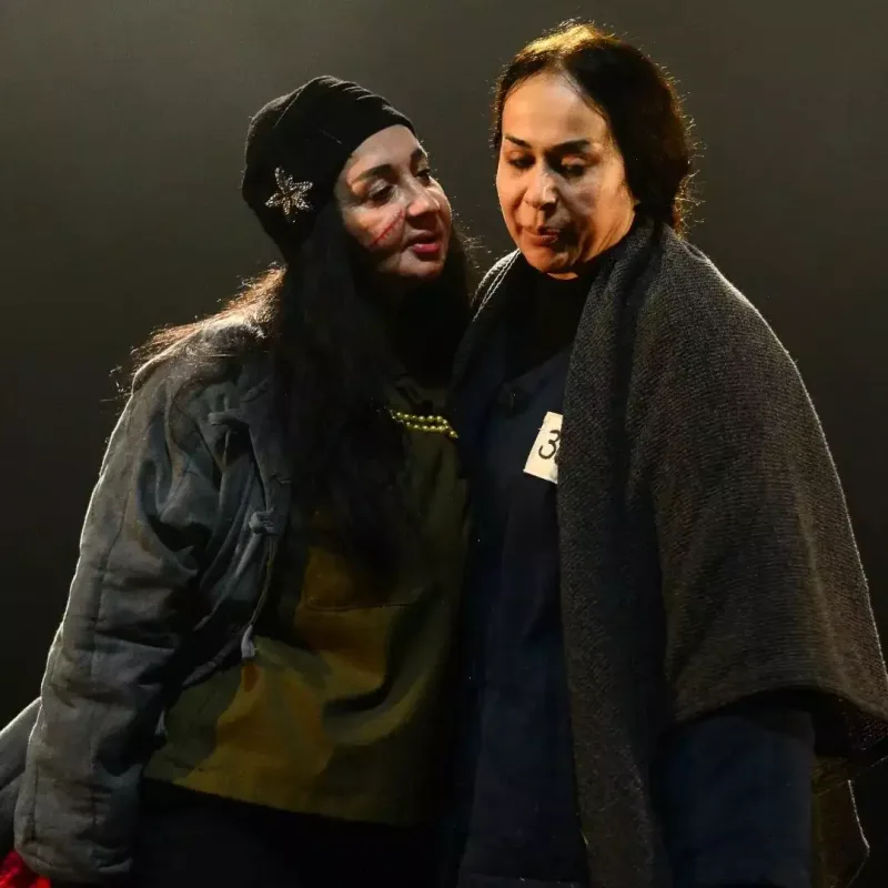 “Gənc Tamaşaçılar”da baş rejissor qalmaqalı