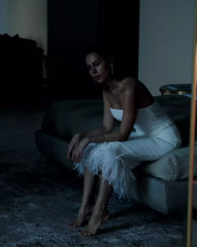 Səbinə ABŞ-də “rus fahişə” olmaq istəmədi