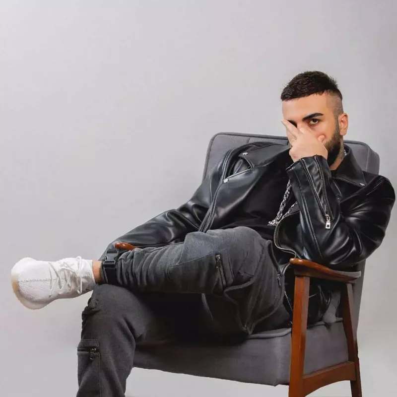 Üzeyir 50 min söhbətindən danışdı