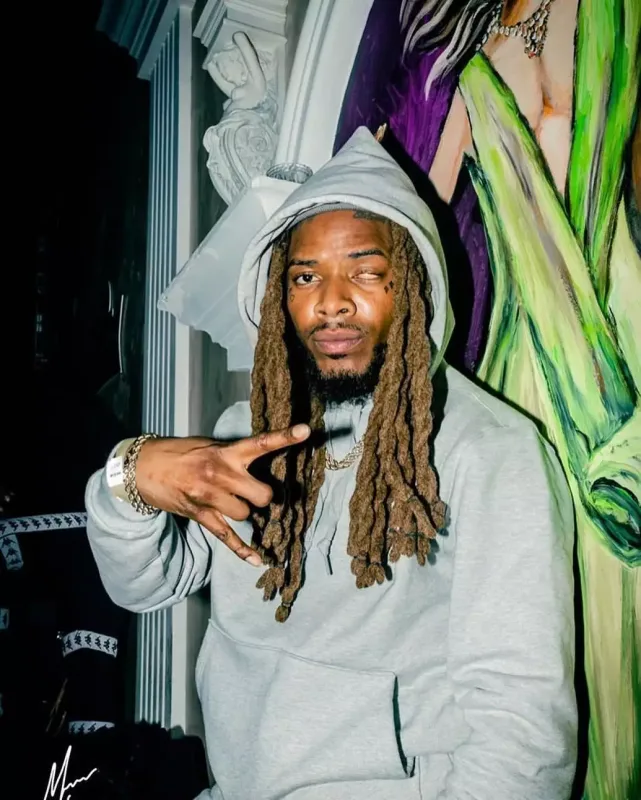 Narkotik satan reper 6 il həbs edildi