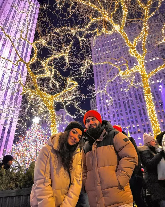 Hər kəs nişanlı bilirdi, evləniblərmiş....