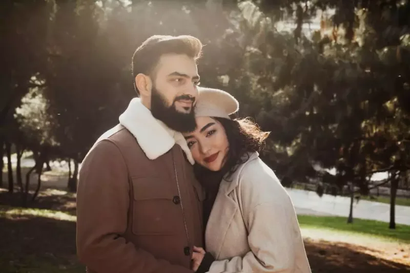 Hər kəs nişanlı bilirdi, evləniblərmiş....