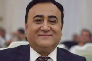 Elgiz toyda adam döyüb