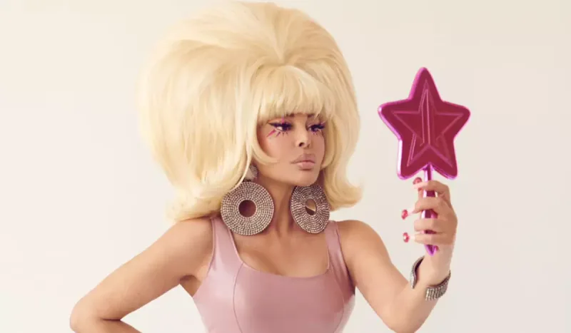 “Barbie” Aygün Kazımova...