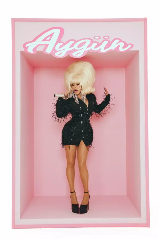 “Barbie” Aygün Kazımova...