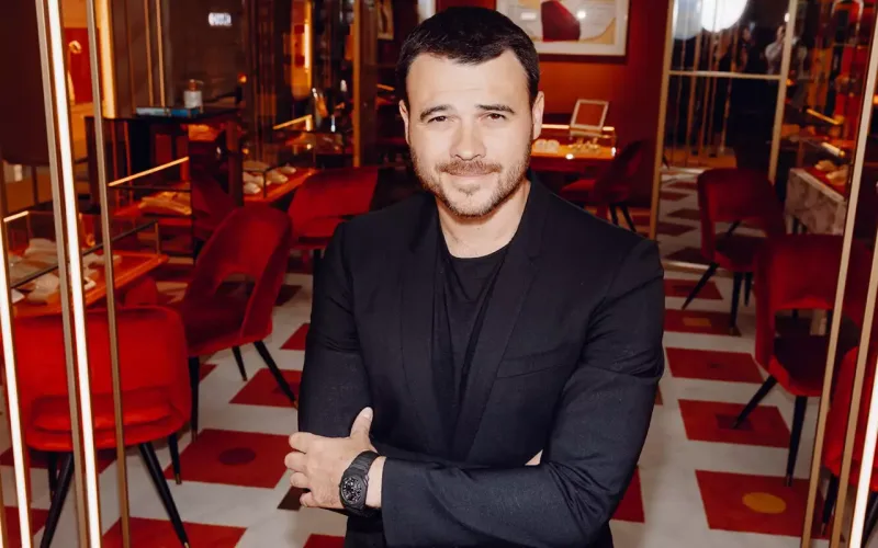 Emin Ağalarov vəzifəsindən ayrıldı