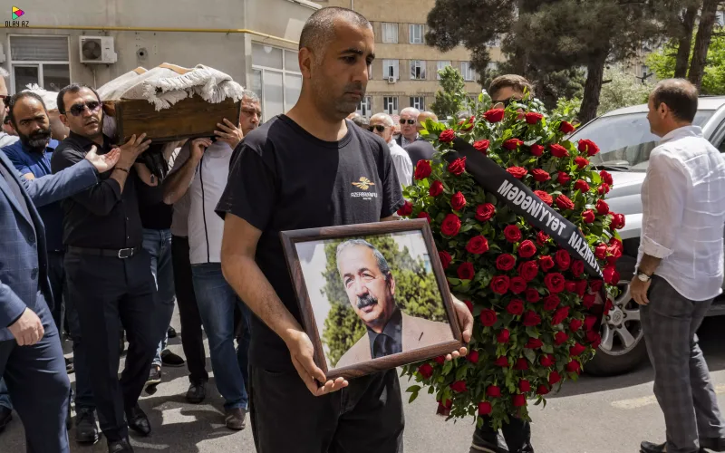 Elxan Qasımov dəfn olundu - Yenilənib