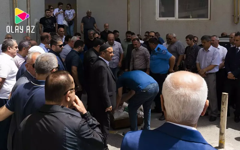Elxan Qasımov dəfn olundu - Yenilənib