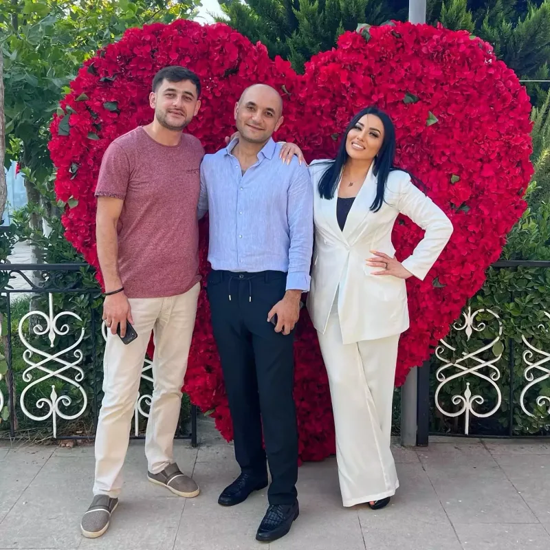 “Obyektlərimdən biri Vüsalənin adınadır”