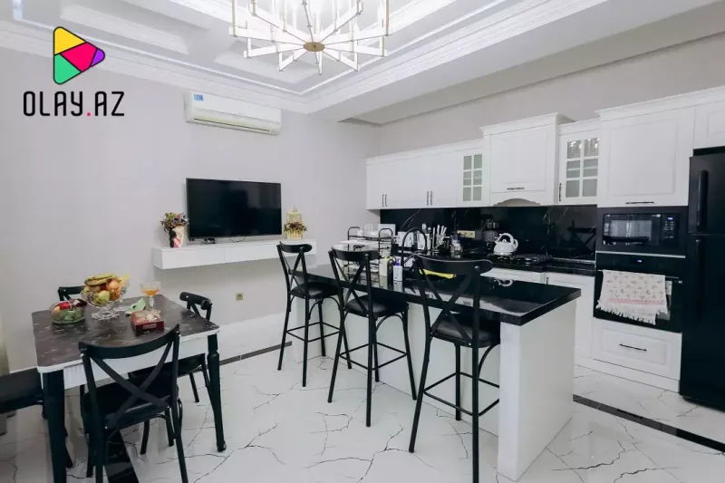 Fatimə bağ evi üçün qırmızı lent kəsdi