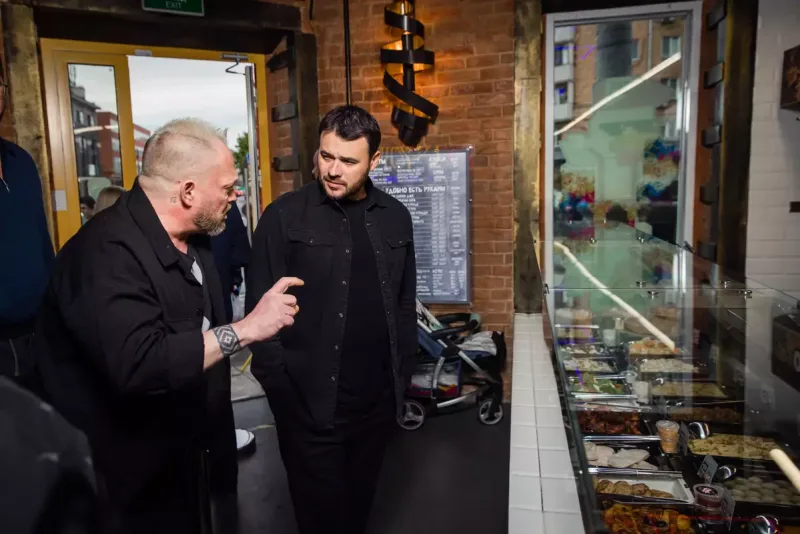 Eminin daha bir restoranı açıldı