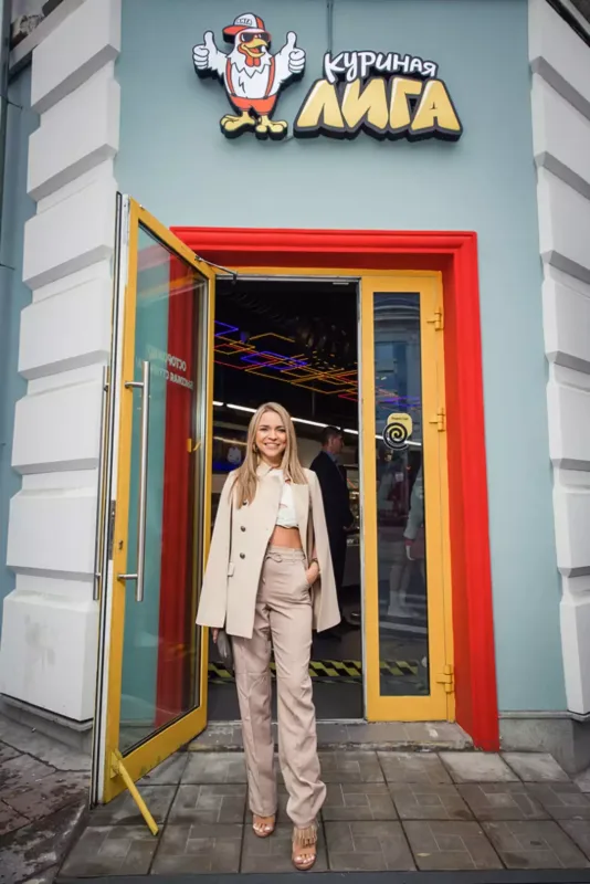 Eminin daha bir restoranı açıldı