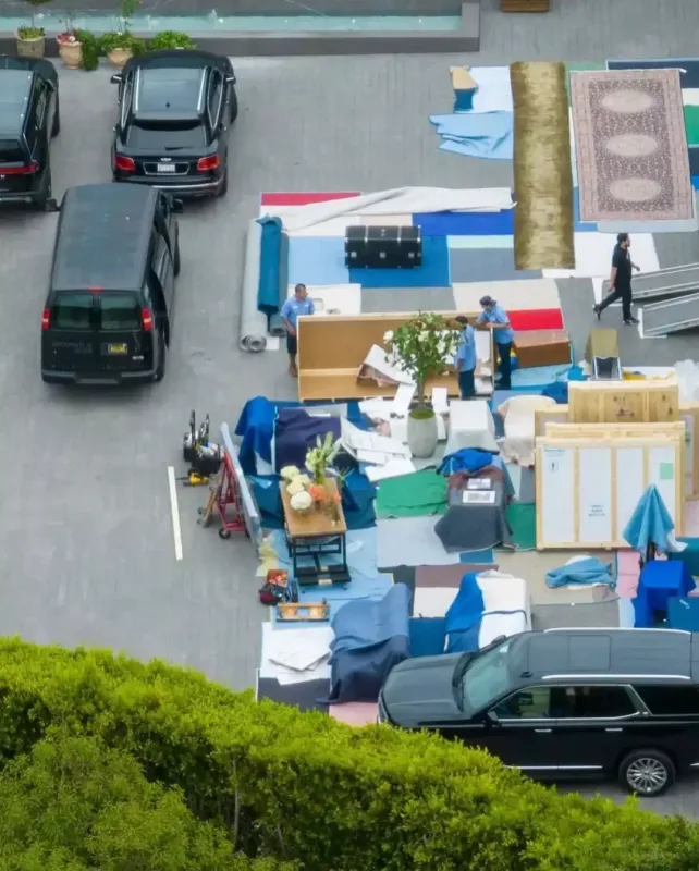 CeyLo və Ben 128 milyona malikanə aldı