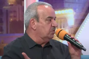 “Adlarından iyrənirəm” - Sərt sözlər