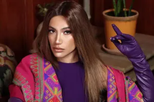 Röyadan dostlarına müraciət