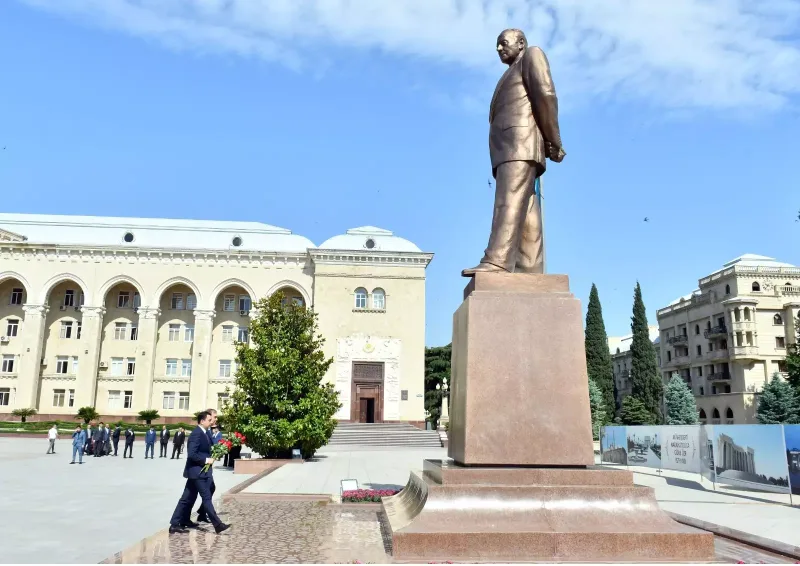 Adil Kərimli Gəncədə vətəndaşları qəbul edib