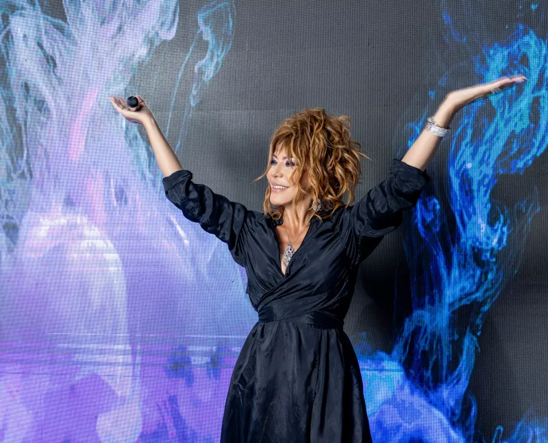 Qızıl və Brilliant Şərq Bazarında!