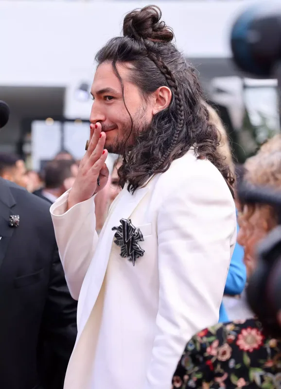 Özünü “Məsih” zənn edən aktyor üzə çıxdı